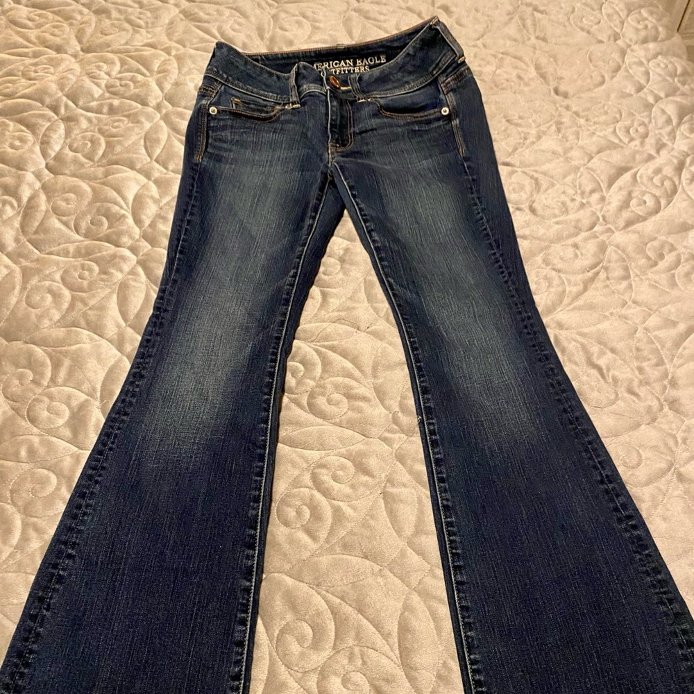 American Eagle Super stretch Kick Boot jeans